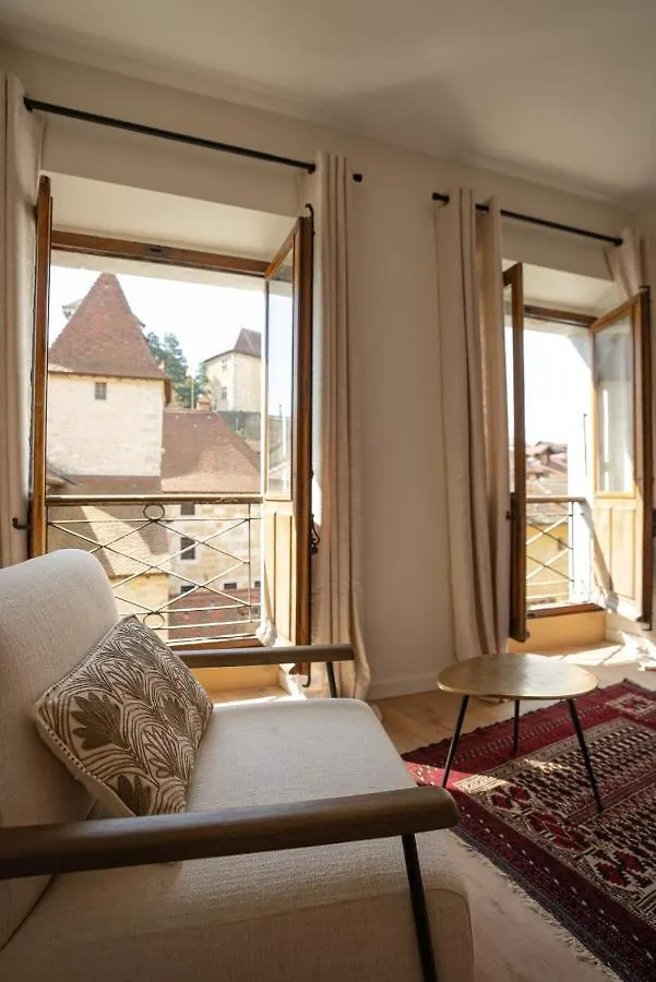 La Suite Du 10 - Nice Studio With View On The Canal And The Castle Annecy Apartment