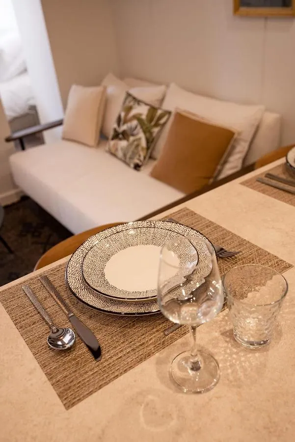 Apartment La Suite Du 10 - Nice Studio With View On The Canal And The Castle Annecy